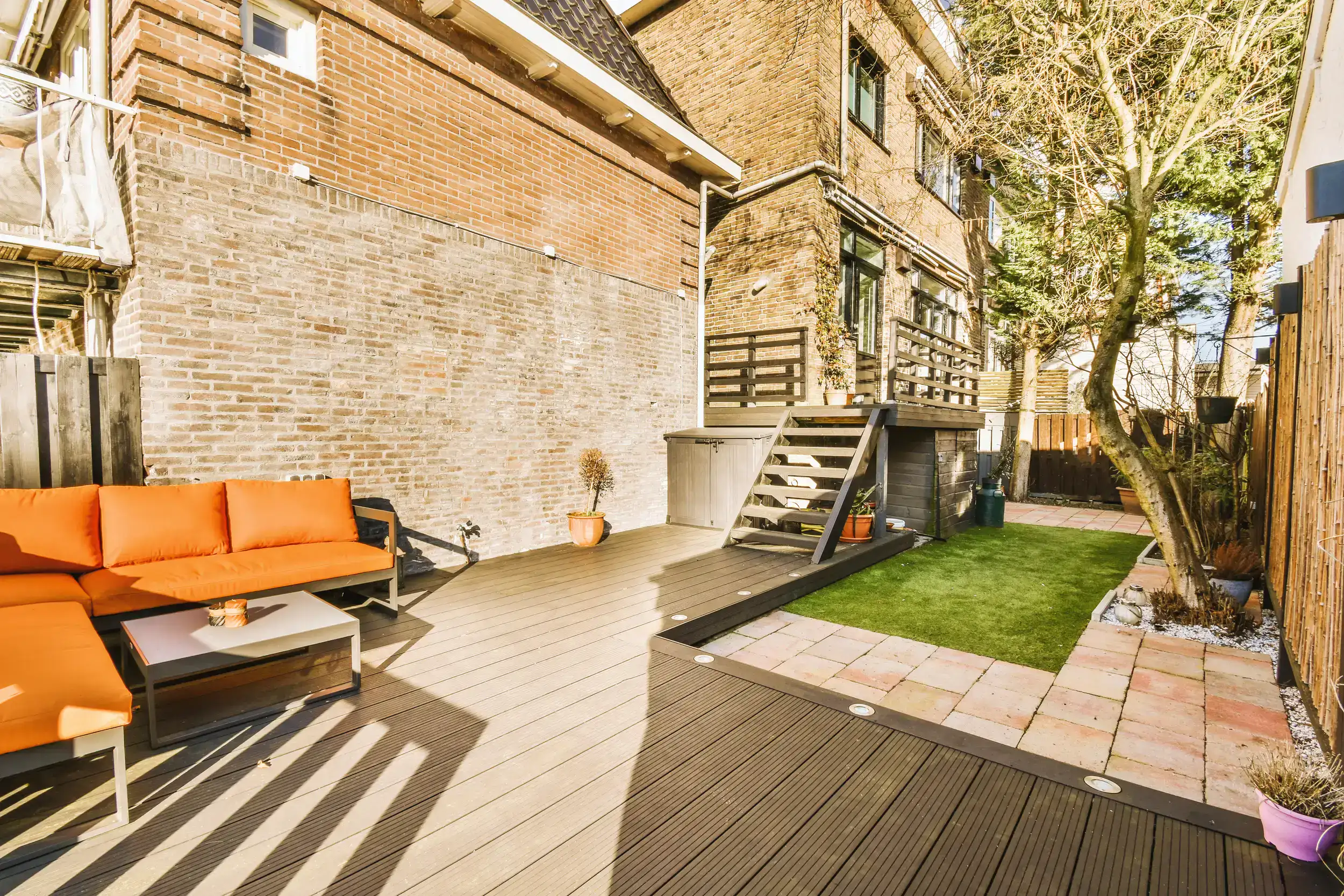 Neat patio sitting area.